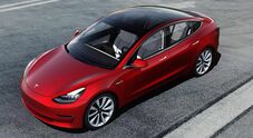 Tesla avvia richiamo di 6mila vetture in Usa per controllo pinze freni. Bulloni difettosi per Model 3 e Y, nessun incidente segnalato