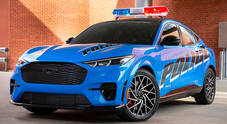 Polizia di Ford New York con un'elettrica volante: Mustang Mach-E GT, 0-100 in 3,7 secondi