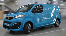 Peugeot e-Expert Hydrogen, pronto per lavorare in modo green. Uscito dalle linee di produzione primo esemplare