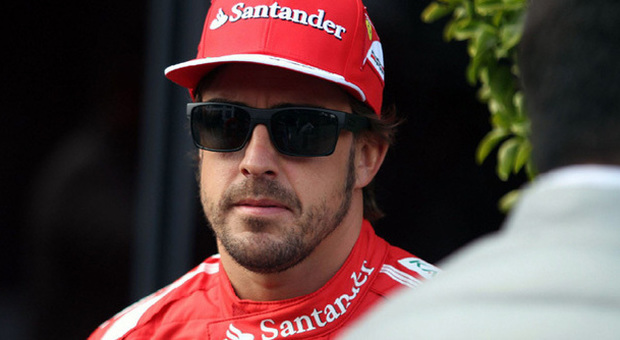 Fernando Alonso sulla pista Belga di Spa dopo le vacanze