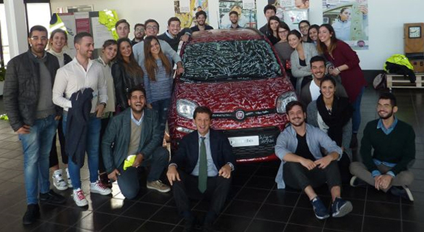 Al progetto Fca Innovation Award Millennials , presentato alla Facoltà di Economia della Seconda Università degli Studi di Napoli (Sun), e che ha coinvolto anche l'Università di Cassino e del Lazio meridionale, hanno preso parte 500 studenti che h