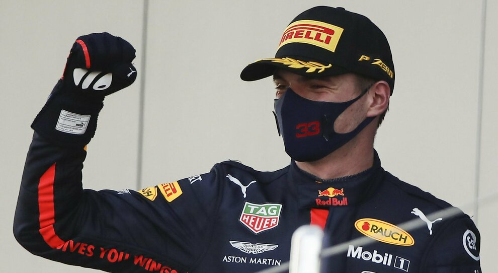 Max Verstappen felice sul podio