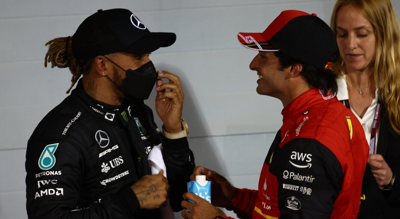 Lewis Hamilton e Carlos Sainz