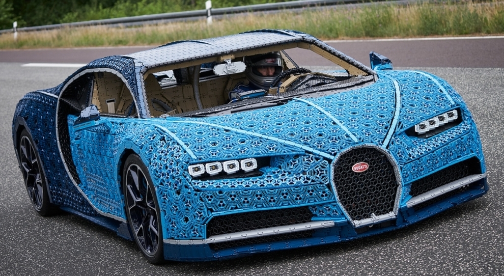 La Bugatti Chiron costruita con i Lego Technic