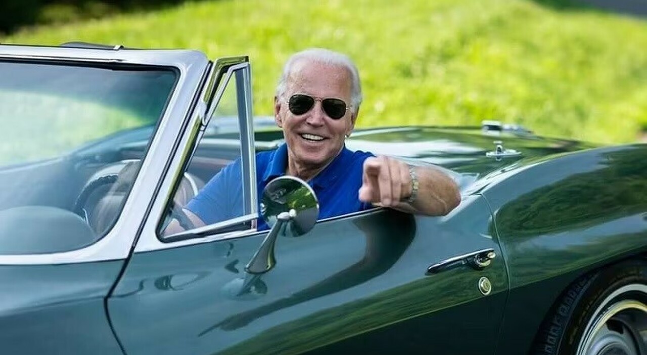 Joe Biden, il presidente degli Stati Uniti d'America presenzierà al Salone di Detroit. «I'm a car guy (sono un tipo da auto)», aveva dichiarato nei giorni scorsi