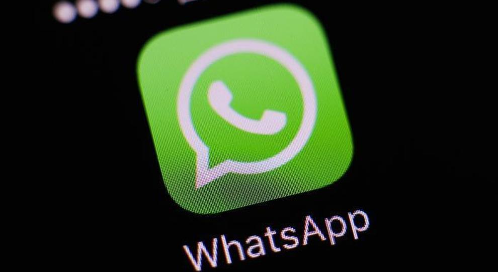 Messaggi su whatsapp per avvisare posti blocco, 62 denunciati per interruzione di pubblico servizio
