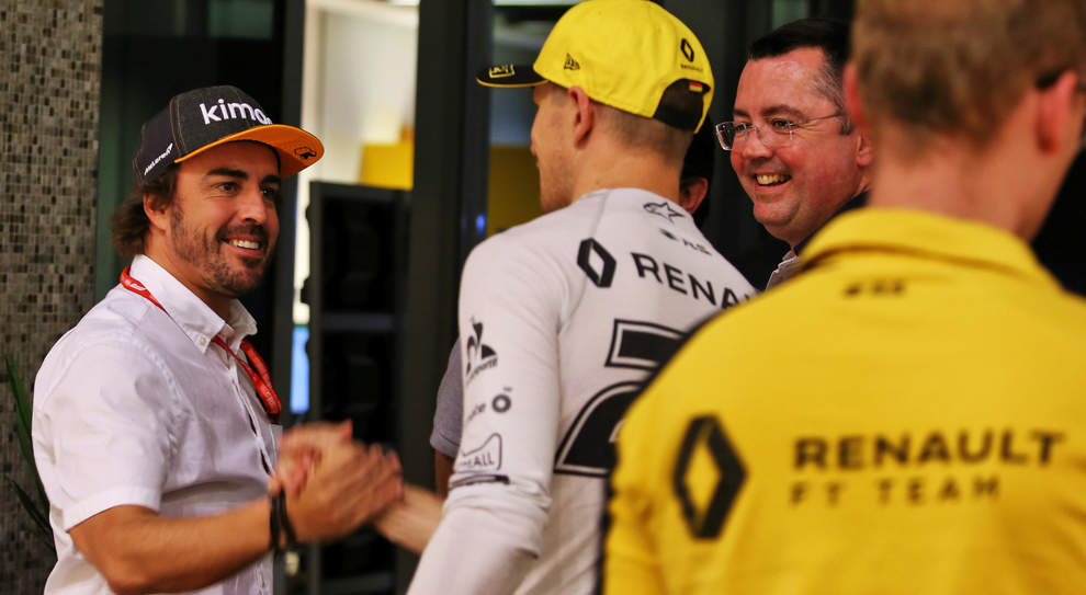 Alonso con Hulkenberg nel box Renault lo scorso anno