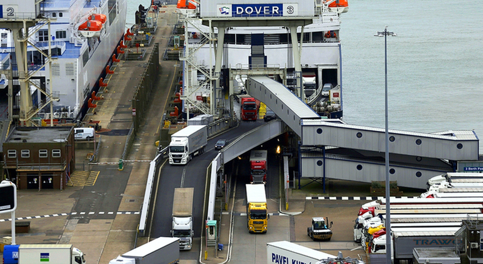 L'imbarco di merci a Dover