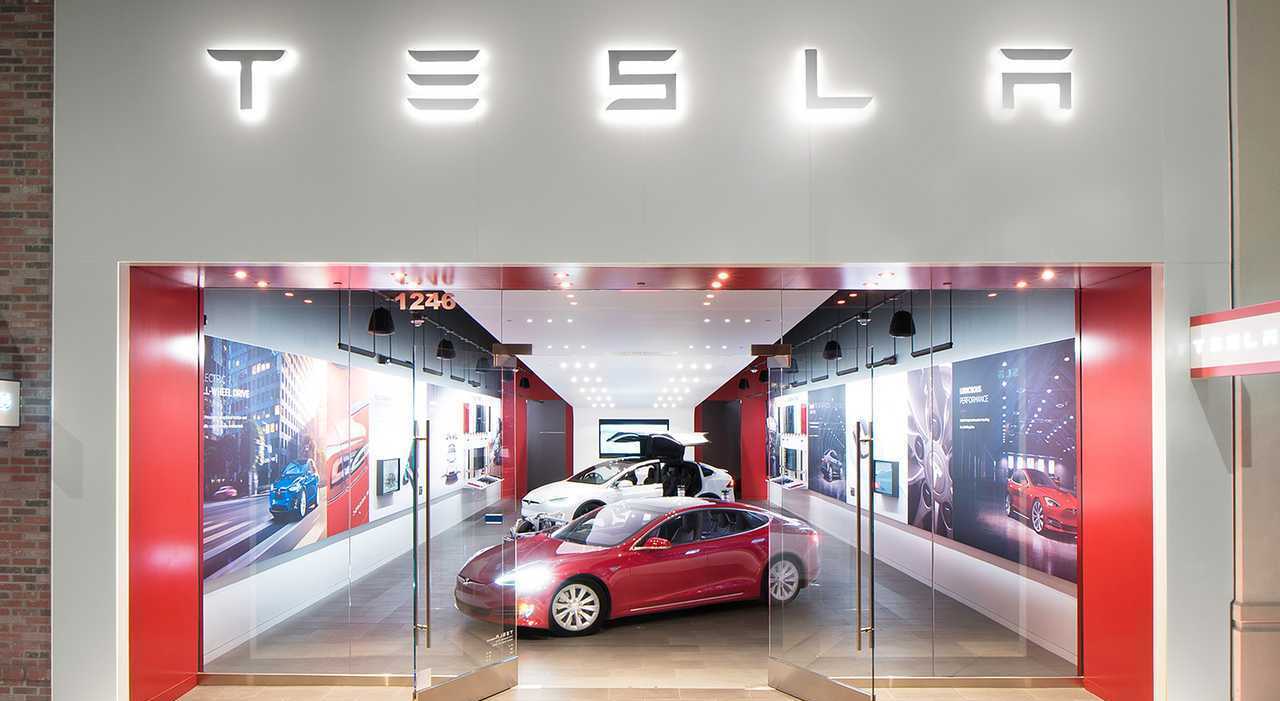 Uno showroom Tesla in Usa