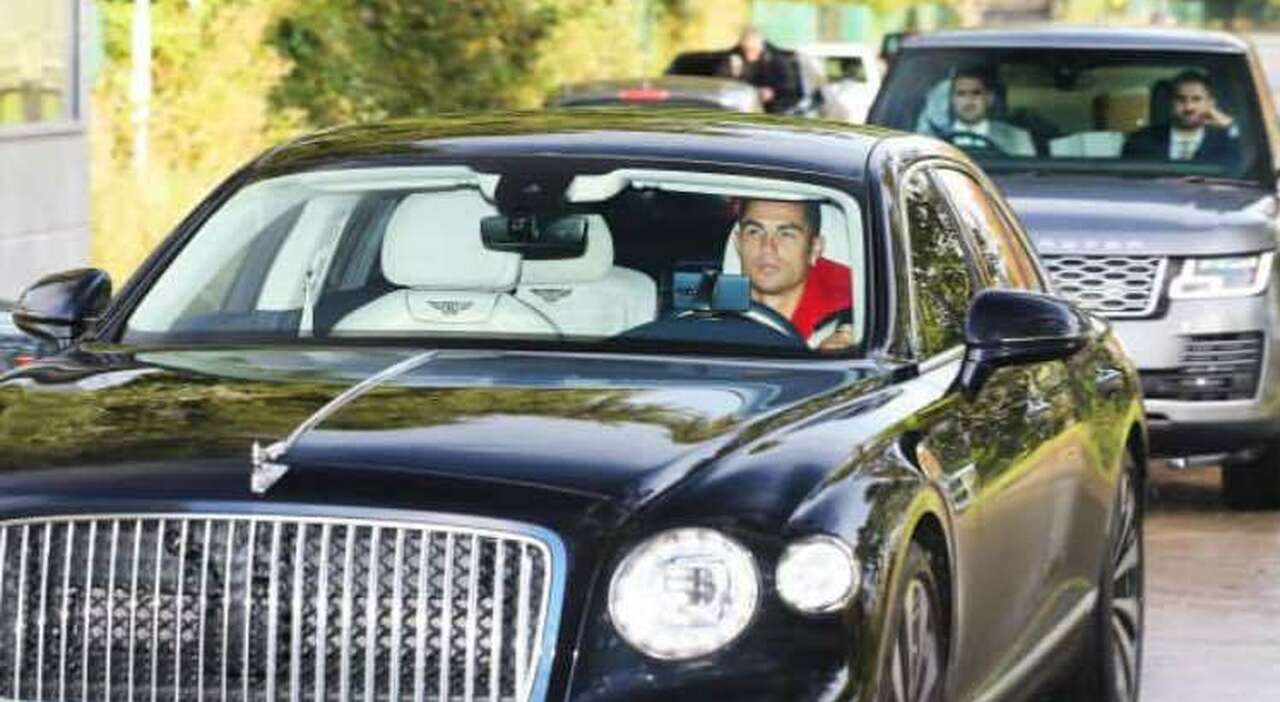 Cristiano Ronaldo al volante della sua Bentley