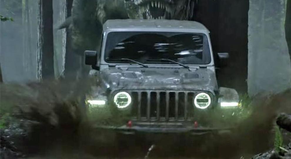 La Jeep Wrangler protagonista nello spot sul film Jurassic Park