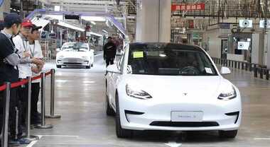 Tesla richiama in Cina 14.684 Model 3 per rischi sicurezza. A causa della incompleta indicazione della velocità sul display