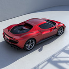 Ferrari, rivoluzione ibrida: ecco la 296 GTB, berlinetta sportiva con il nuovo V6 da 830 cv. Plug-in e 25 km solo in elettrico