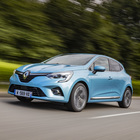 Clio E-Tech, la rivoluzione ibrida di Renault. Mix perfetto tra rendimento energetico e piacere di guida